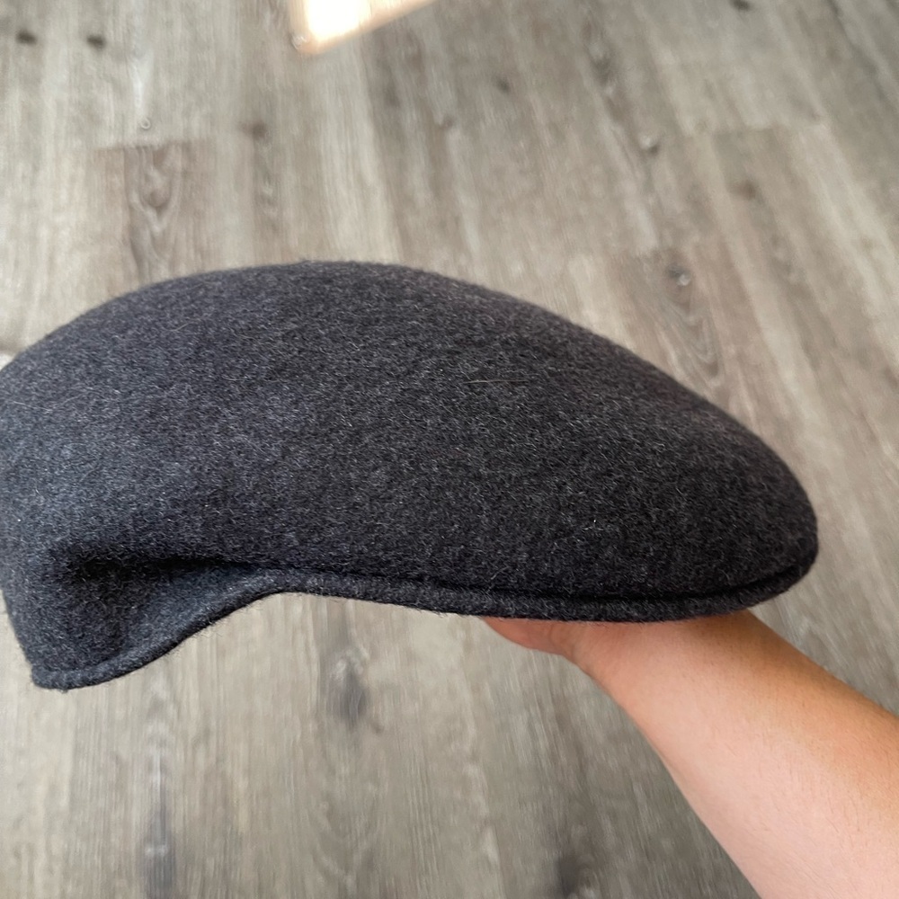 Chic Gray Wool Beret - Picture 2 of 5